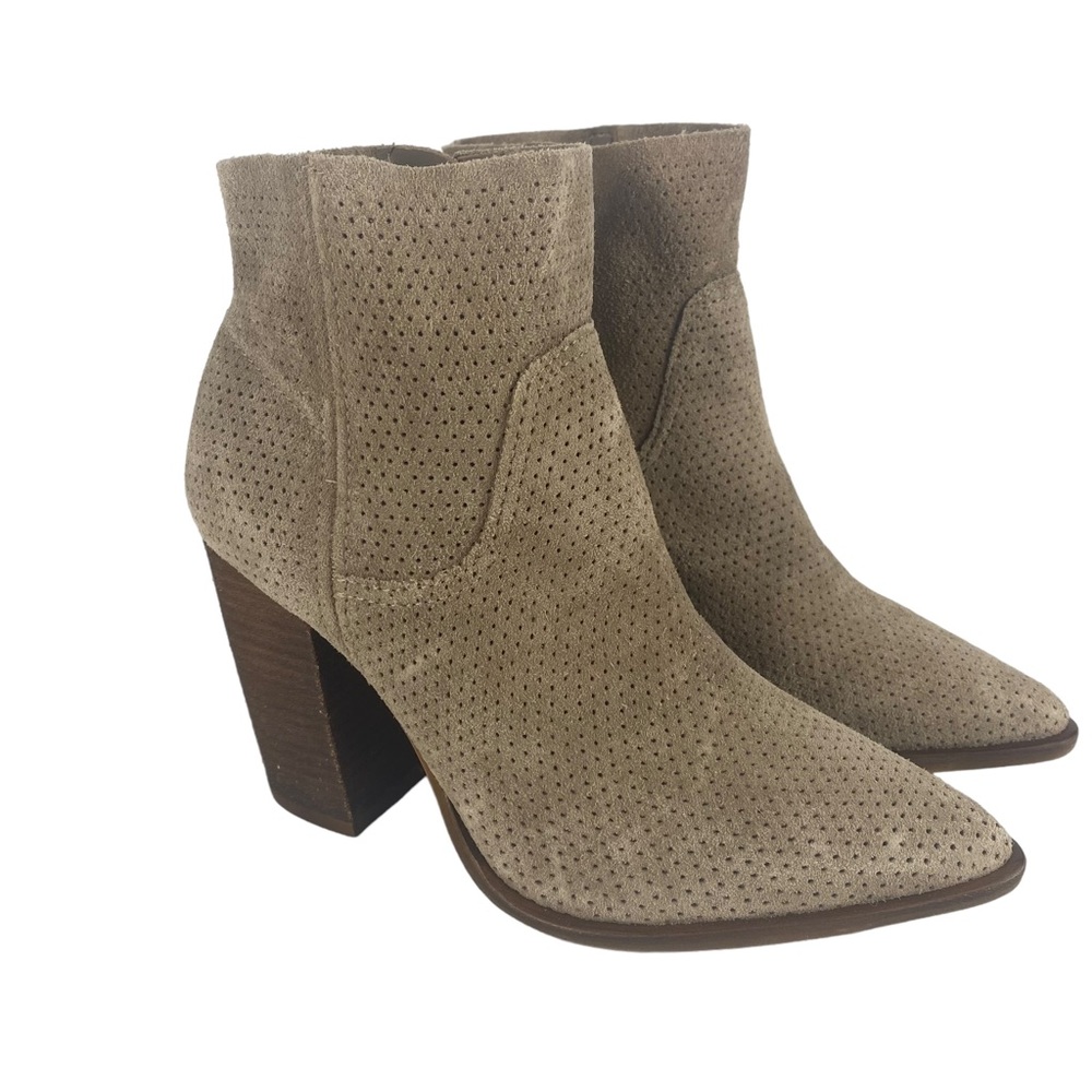 Vince Camuto Cava Perforated Suede Heeled Booties Boots in Wild Mushroom Size 7
